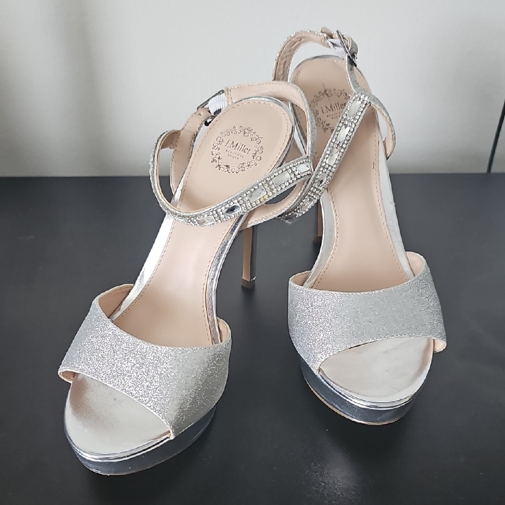 Glitter Silver Open-Toe Platform Heels with Rhinestone Ankle Strap